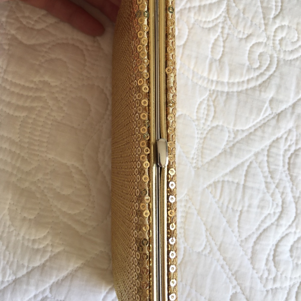 Gold Sequined Clutch Wallet - Picture 6 of 6